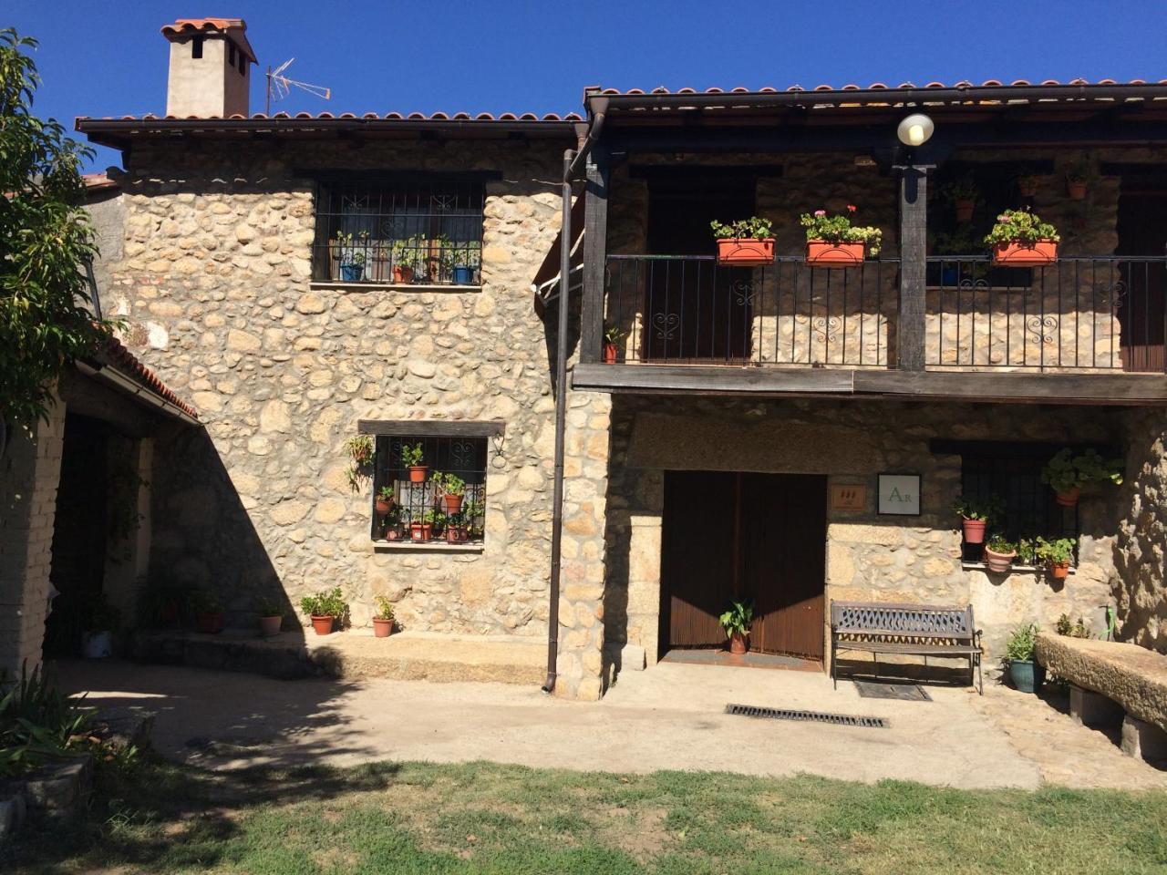 La Antigua Tahona Apartamento Navaconcejo Exterior foto